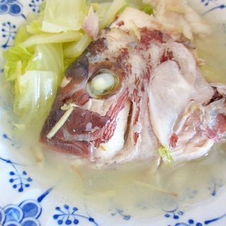 鯛のアラと白菜のスープ